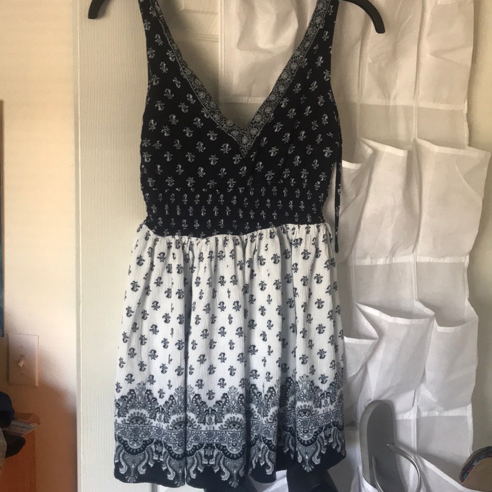 Cute Aeropostale dress